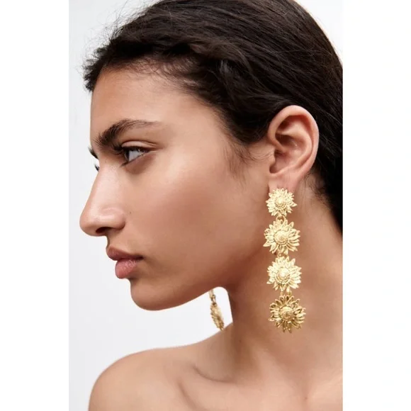 Zara Gold New Trend Sun Big Pin Modern MoMa Earrings - Picture 11 of 16